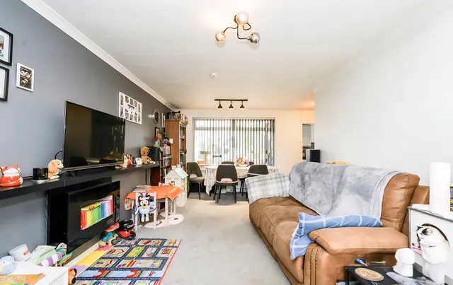 Photo 3 — Ings Road, Liversedge WF15 6HL