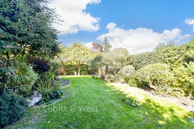 Barnfield, Crowborough, TN6, photo 2