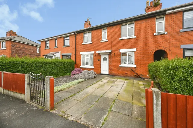 Malvern Crescent, Wigan, WN3, photo 2