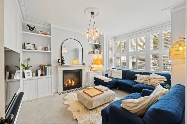 Claremont Road, Teddington, TW11, photo 2