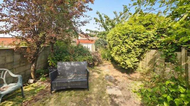 Photo 2 — Russell Road, Fishponds, Bristol