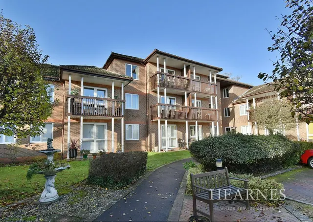St Marys Mews, BH22, photo 1