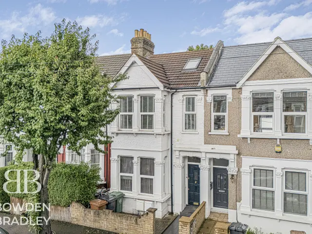 Photo 2 — 8 Cromer Road, Leyton, E10
