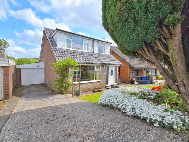 Philips Road, Weir, OL13, photo 2