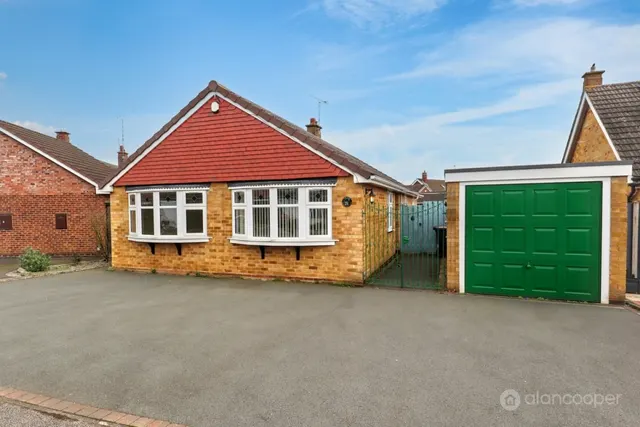 Windermere Avenue, St Nicolas Park, CV11, photo 1