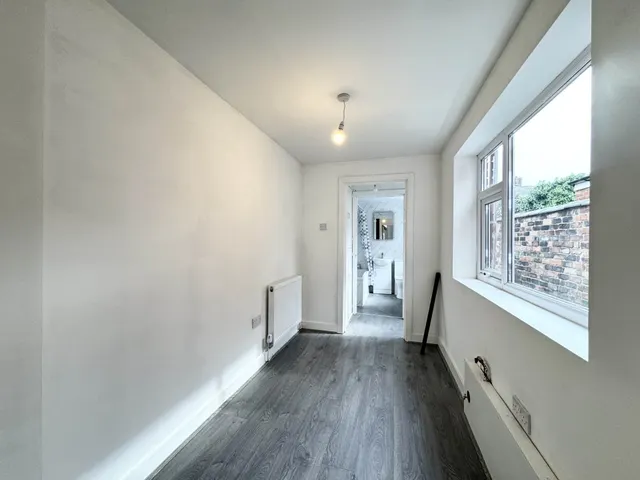 Emily Street, St Helens, photo 3