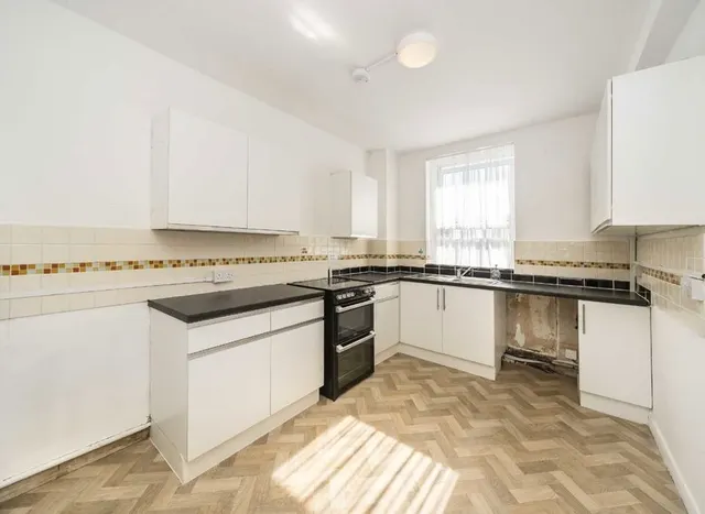 Prince Of Wales Road, Kentish Town, NW5, photo 3