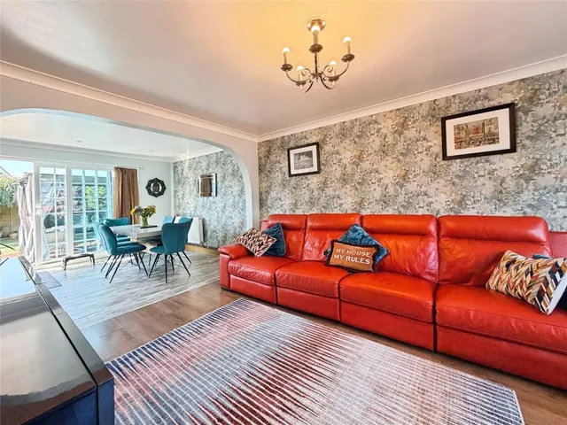 Angmering, BN16, photo 2