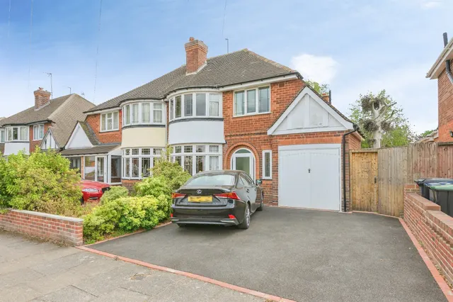 Beeches Drive, Birmingham, photo 1
