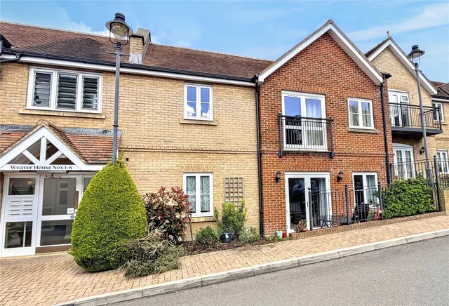 Weaver House, Chantry Court, photo 1