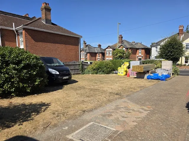 Station Road, Netley Abbey, SOUTHAMPTON, photo 1