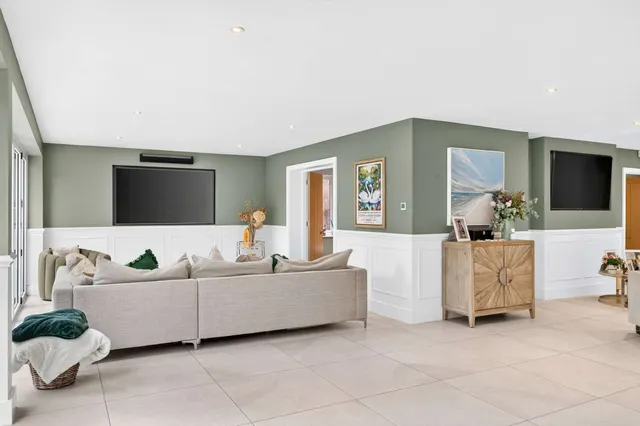 St. Johns Road, Stansted, CM24, photo 2