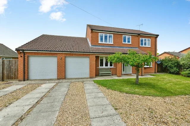 Station Road, Long Sutton, Spalding, Lincolnshire, PE12, photo 1