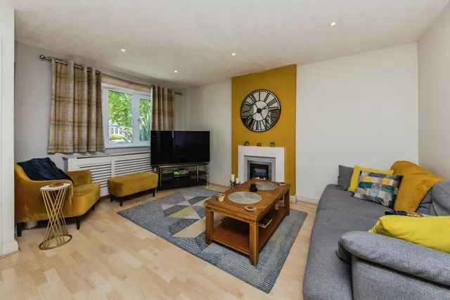 Photo 2 — Pevensey Drive, Knutsford, Cheshire, WA16