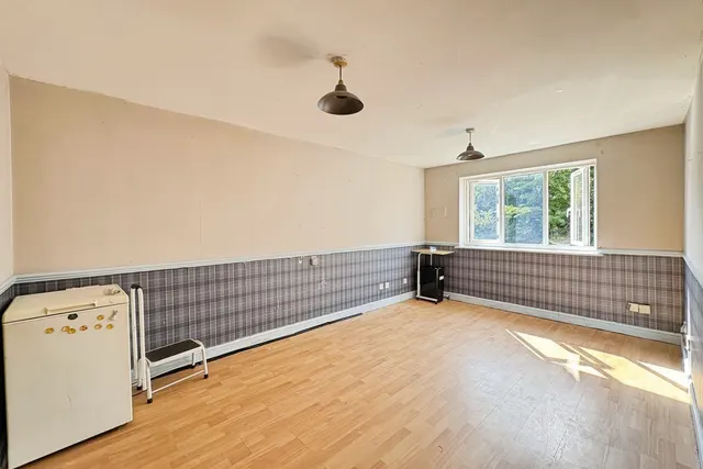 Photo 2 — Ascot Court, Aldershot, Hampshire, GU11 1HR