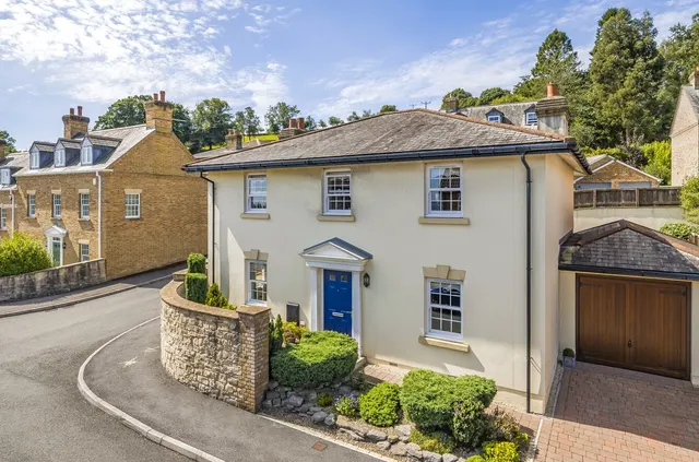 Woodroffe Meadow, Lyme Regis, Dorset, DT7 3NX, photo 1