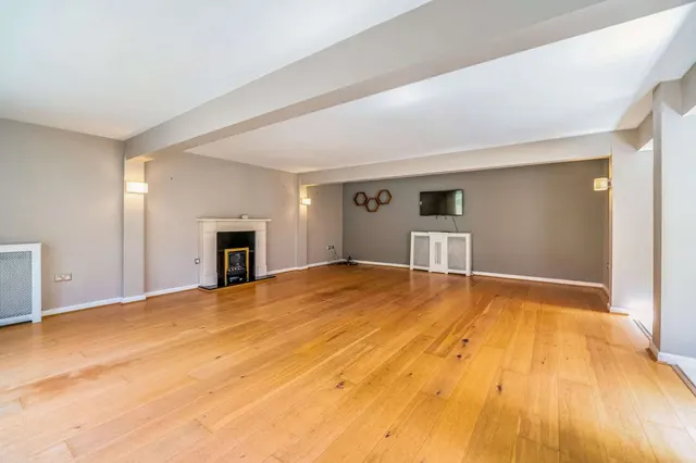 Photo 2 — Blackpond Lane, Farnham Royal, Slough, Buckinghamshire, SL2 3ED
