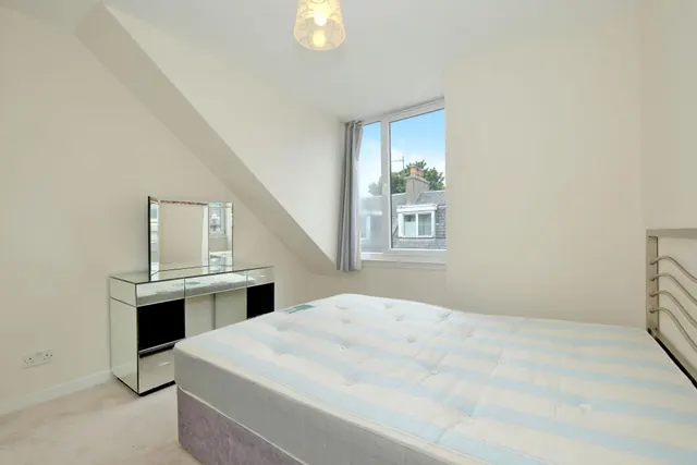Jackson Terrace, The City Centre, AB24, photo 3