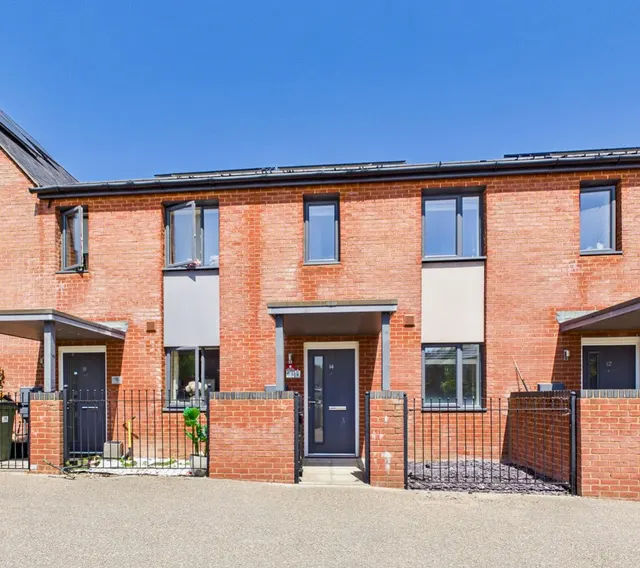 James View, Bordon, GU35, photo 1