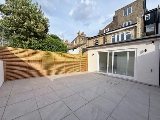 Photo 3 — Gambole Road, SW17