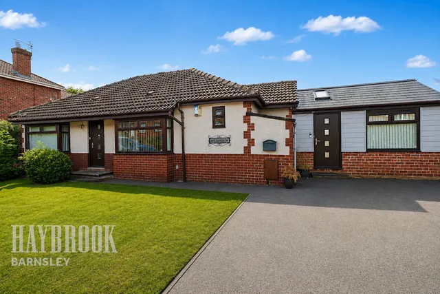 Barnsley Road, Dodworth, photo 1