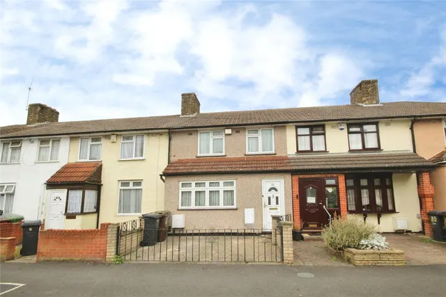 Cannington Road, Dagenham, RM9, photo 1