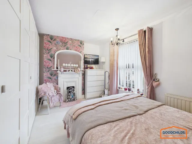 Lichfield Road, Brownhills, WS8, photo 1