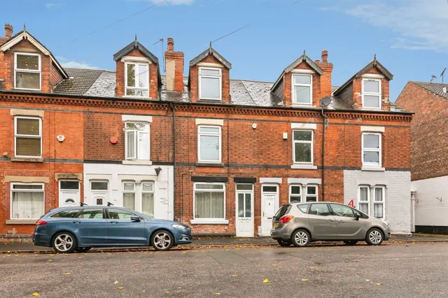 Meadow Lane, Nottingham, NG2, photo 1