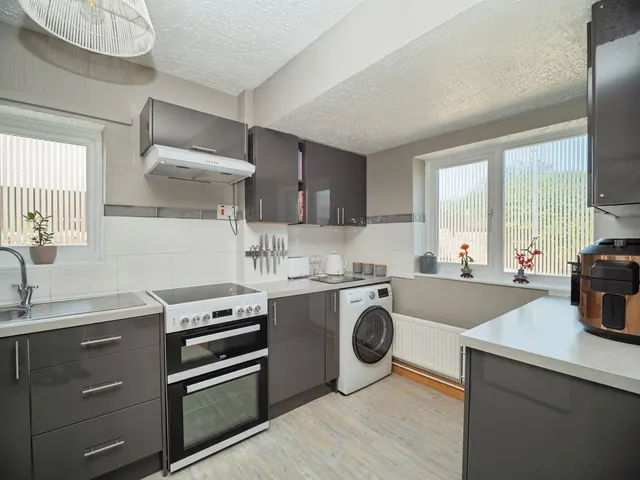 Victoria Road, Portland, DT5, photo 2