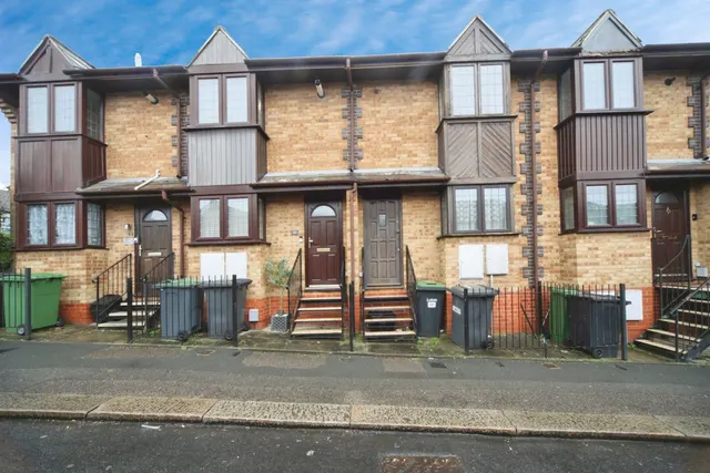 Charles Street, Luton, LU2, photo 1