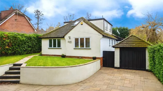 Ash Lane, Burghfield Common, RG7, photo 1