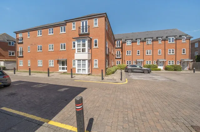 Consort Mews, Knowle, PO17, photo 3