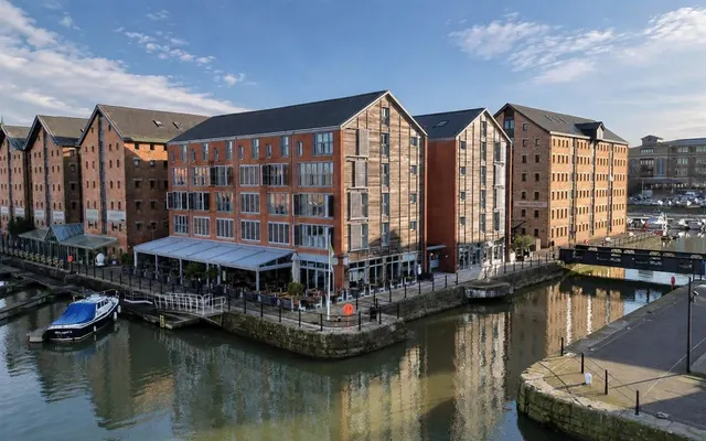 Merchants Quay, Gloucester Docks, GL1, photo 1