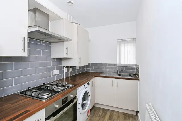 High Causeway Peterborough, PE7, photo 2