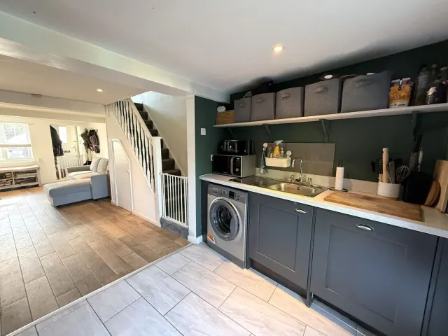 Hitchin Road, Shefford, SG17, photo 3