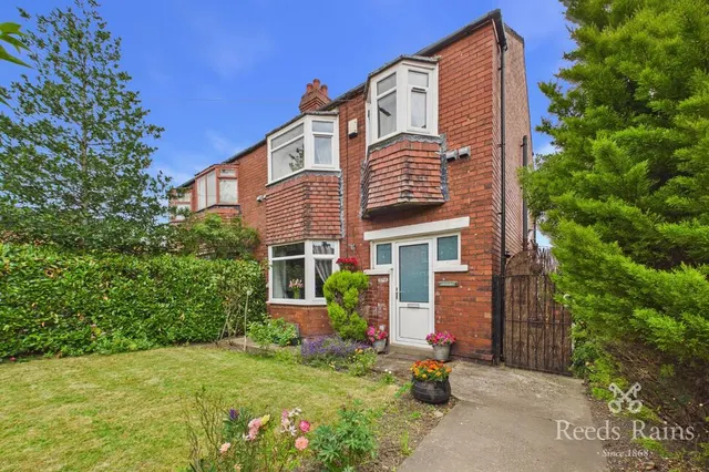 Leeds Road, Wakefield, West Yorkshire, WF1, photo 1
