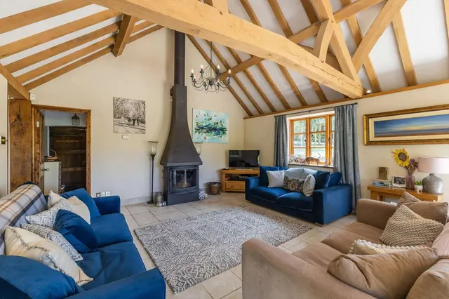 Photo 3 — Wapley Hill, Westerleigh, Bristol, BS37 8RJ