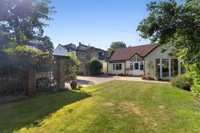 Photo 2 — Ferry Road, Twickenham, TW1