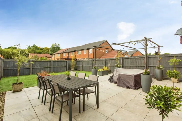 Grasmere Avenue, Farington, PR25, photo 2
