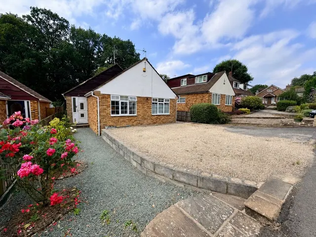 Philip Drive, Flackwell Heath, HP10, photo 1