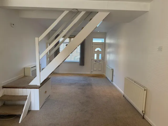 Photo 2 — Warwick Road, Bexley, Sidcup, DA14