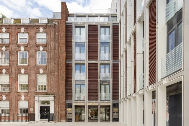 Photo 2 — Residences at Mandarin Oriental, Mayfair, London
