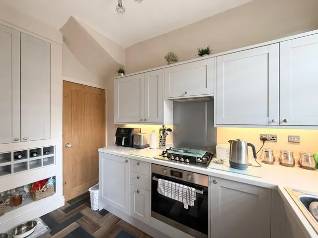Swallow Avenue, Leeds, LS12, photo 3