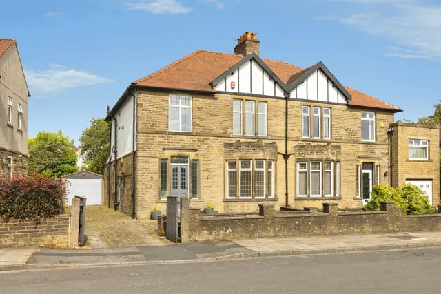 Photo 2 — Bowman Road, Bradford