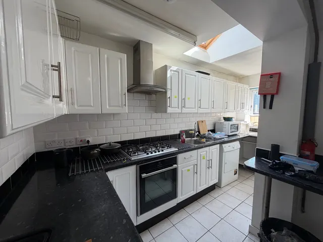 ir Henry Parkes Road, CV4, photo 2