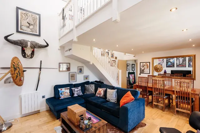 Photo 3 — Propelair Way, Colchester