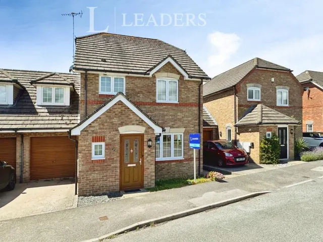 Trafalgar Rise, Clanfield, PO8, photo 2