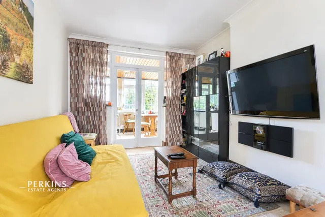 Sylvester Road, Wembley, HA0, photo 3