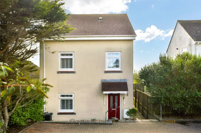 Henver Road, Newquay, TR7