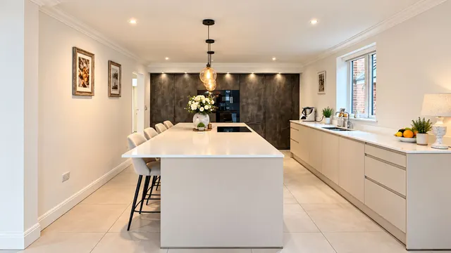Longacres Road, Hale Barns, WA15, photo 3